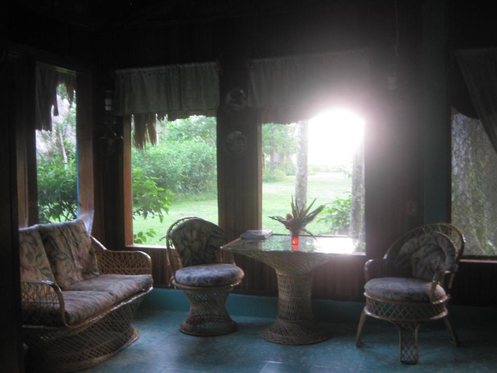 Banana Bank Lodge & Jungle Horseback Adventures Belmopan Kamer foto